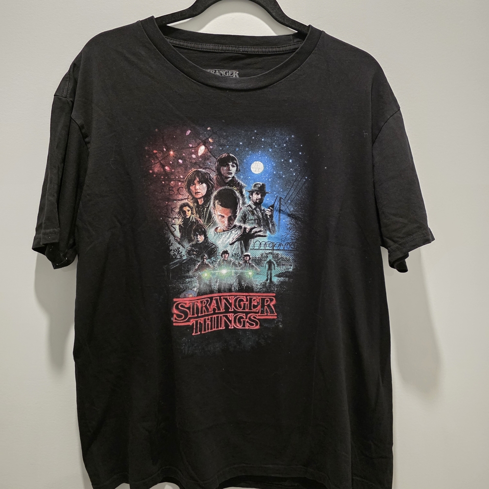 Stranger Things Graphic T-Shirt Black Netflix Tee Retro 80s Style Size Large